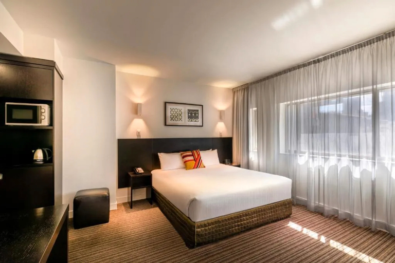 Bedroom 4, Causeway 353 Hotel, Melbourne
