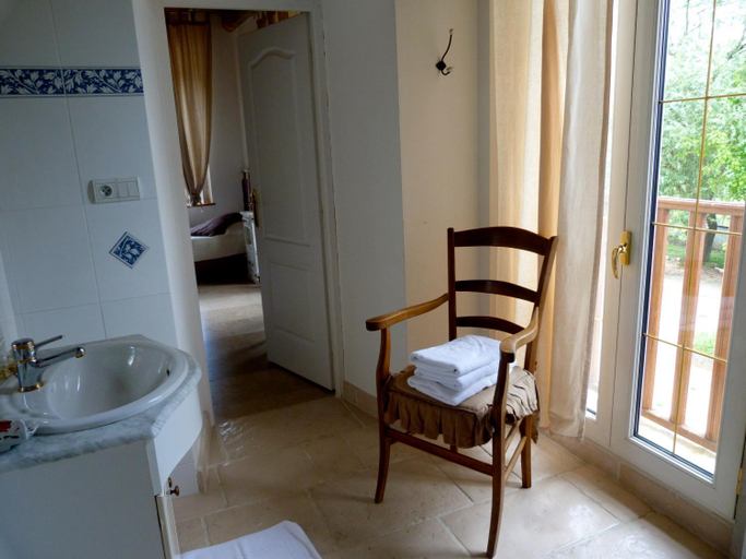 Bathroom 21