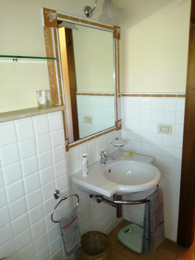 Bathroom 3, La Casetta del Cantiniere, Ascoli Piceno