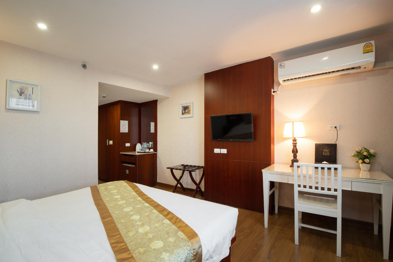 Bedroom 24