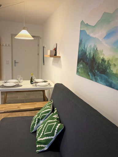 Others 2, Promenade by BestChoice - Self Check-in with Parking Option, Graz