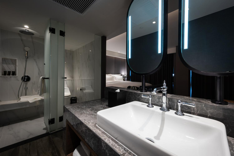 Bathroom 5