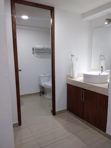 Bathroom 3, Hotel RRU Puebla, San Andrés Cholula