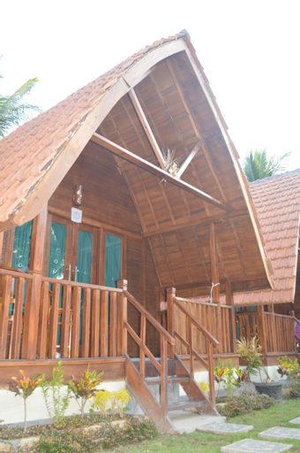 Exterior 5