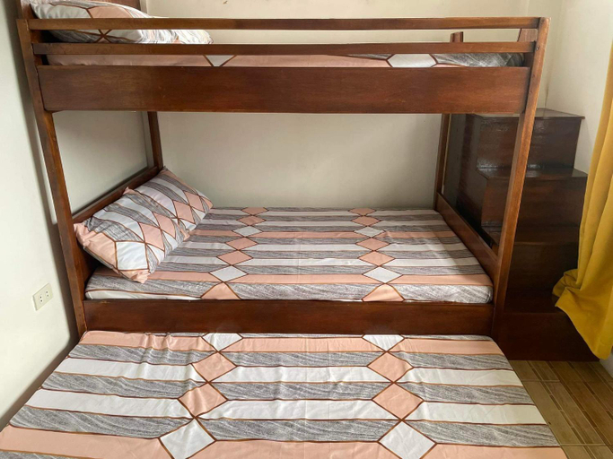 Others 4, Gloria's Staycation, Infanta