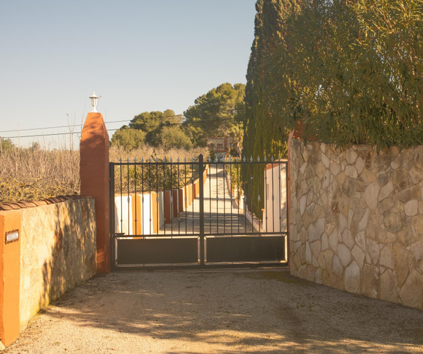 Others 2, Finca Montana, Baleares