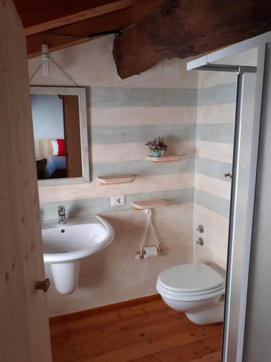 Bathroom 3