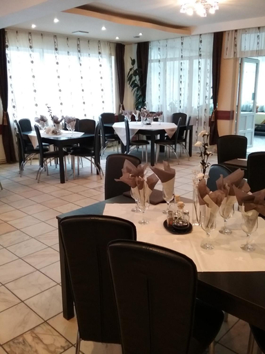 Others 3, Pensiune Restaurant Sfinx, Busteni