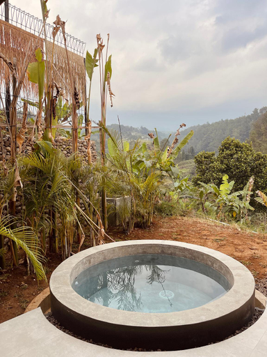 Swimming Pool 2