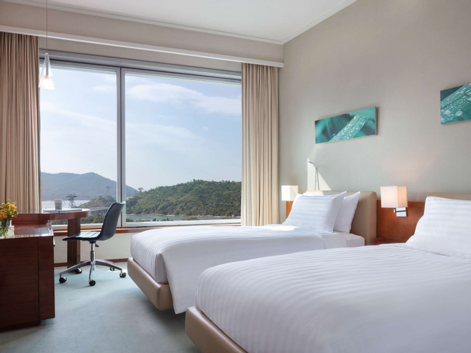 Bedroom 23