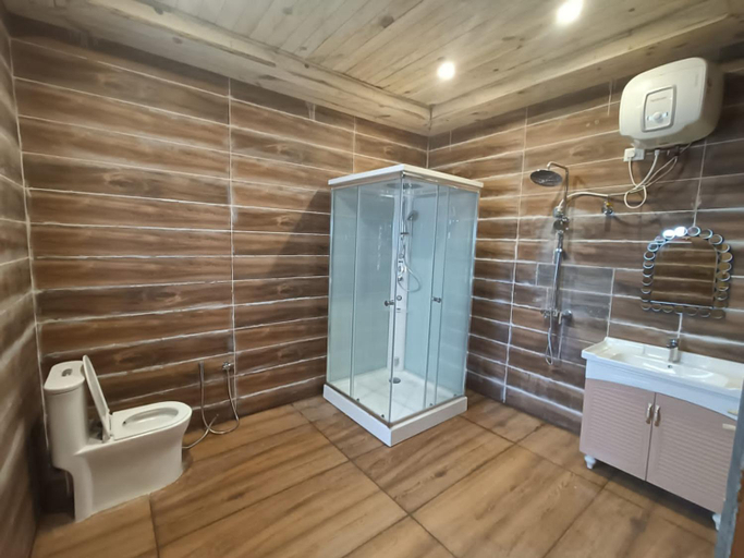 Bathroom 3, THE HIMALAYAN WOODS, CHAUKORI, Pithoragarh
