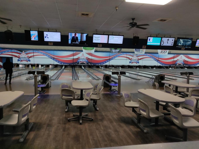 Bowling alley, Azule Waterfront Villa with Private Dock, Pinellas