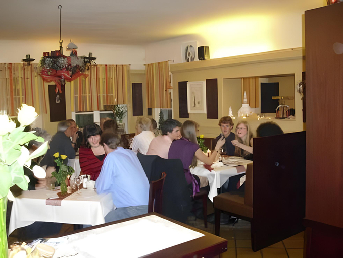 Food & Drinks 3, Hotel zum schwarzen Ross und Gutmann Zur Post, Roth