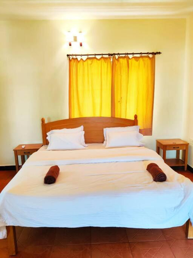 4, Hilltop 4 BHK Villa with Private Pool in Candolim, North Goa