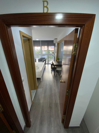 2, Reina Apartamentos, Málaga