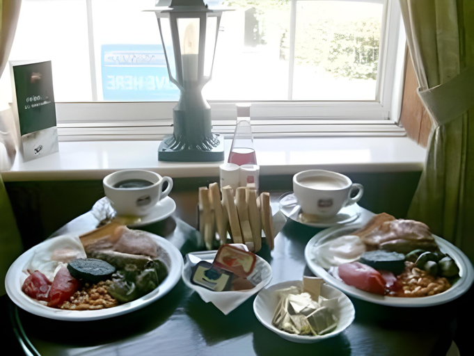 Food & Drinks, George Guest House, Plymouth