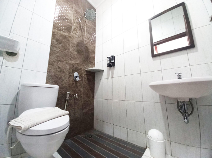 Bathroom 1