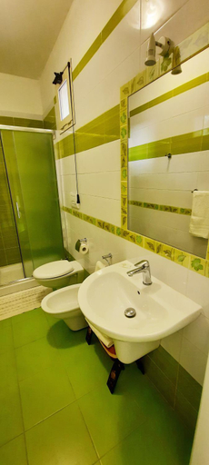Bathroom 3, Villa Vale Mery, Foggia