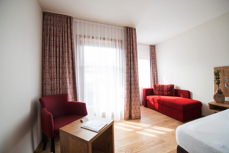 Bedroom 8