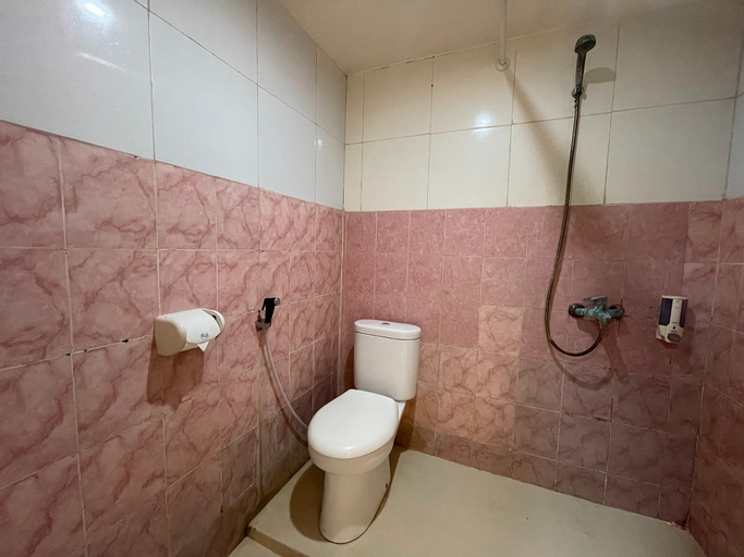 Bathroom 20