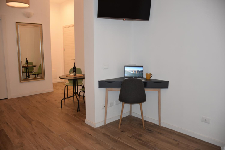 Others 2, R & A Minerva Suites, Pavia