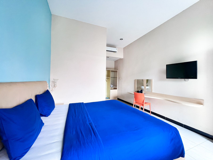 Bedroom 8