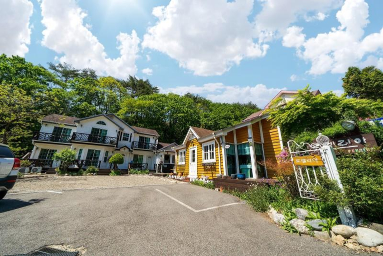 4, Yangyang Roselia Pension, Yangyang