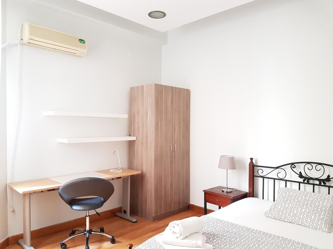 4, Errathens Pine Red and Taupe - Athens Center, Attica