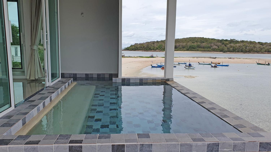 Swimming Pool 1