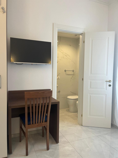 Others 4, Giovanni Guest House, Roma