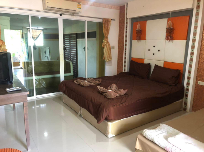 Bedroom 14