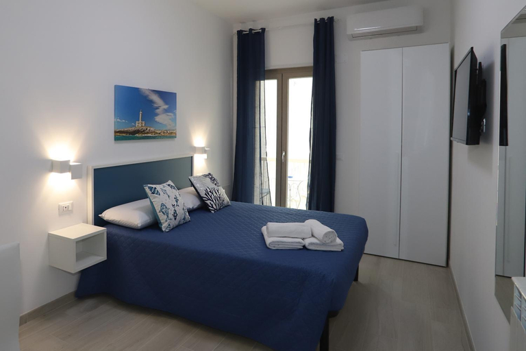 Others 2, B&B AlMare, Foggia