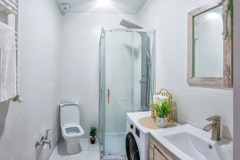Bathroom 2, HB apartments Nutsubidze, Tbilisi