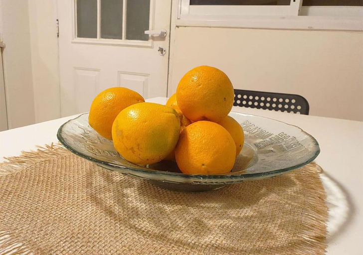 Food & Drinks 4, Spacious and Peaceful 2BD with Mamad, Garden & Parking