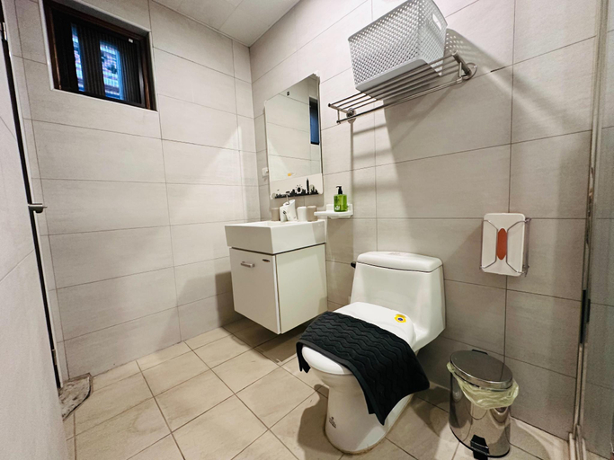 Bathroom 1