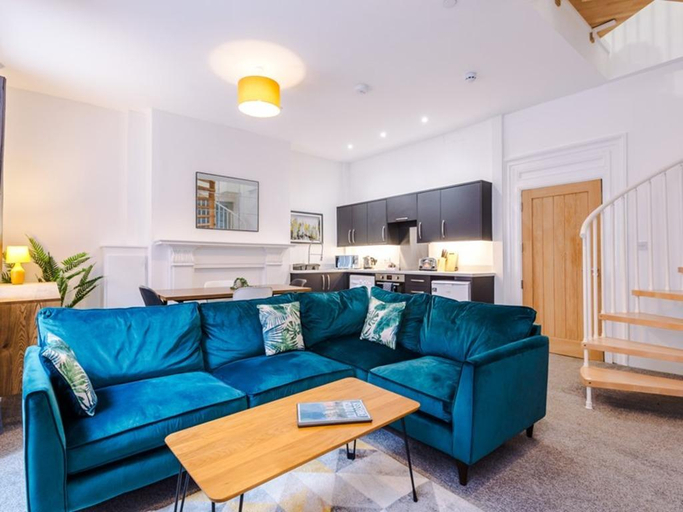 Others 4, Cosy 2 Bed Apt Old Dutch Embassy, Kingston upon Hull