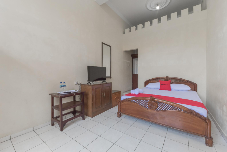 Bedroom 13