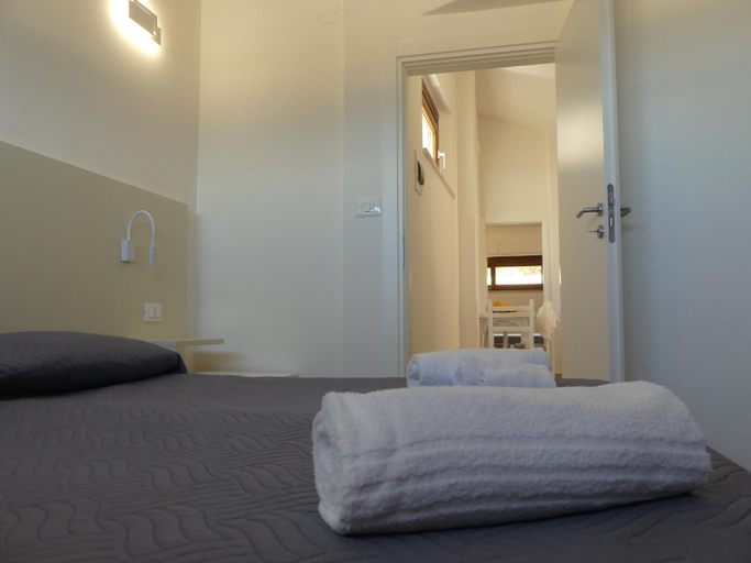 Bedroom 2, Le Roccette Mare Beach Hotel & Restaurant, Vibo Valentia