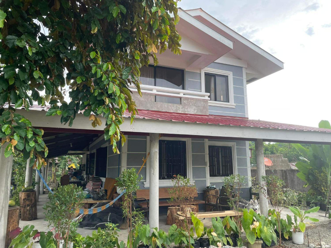 Others 2, Gloria's Staycation, Infanta