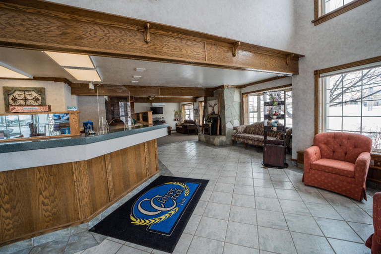 Public Area 2, Clover Creek Inn, Bear Lake