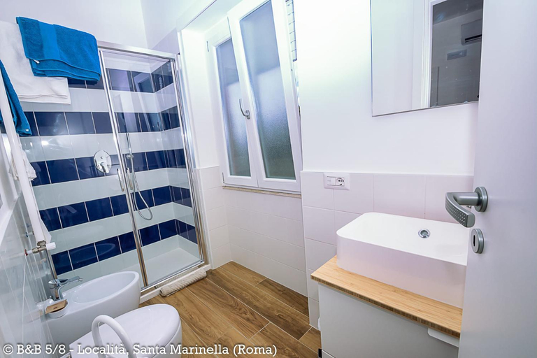 Others 2, CINQUE OTTAVI B&B, Roma