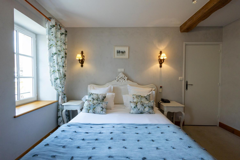 Bedroom 16