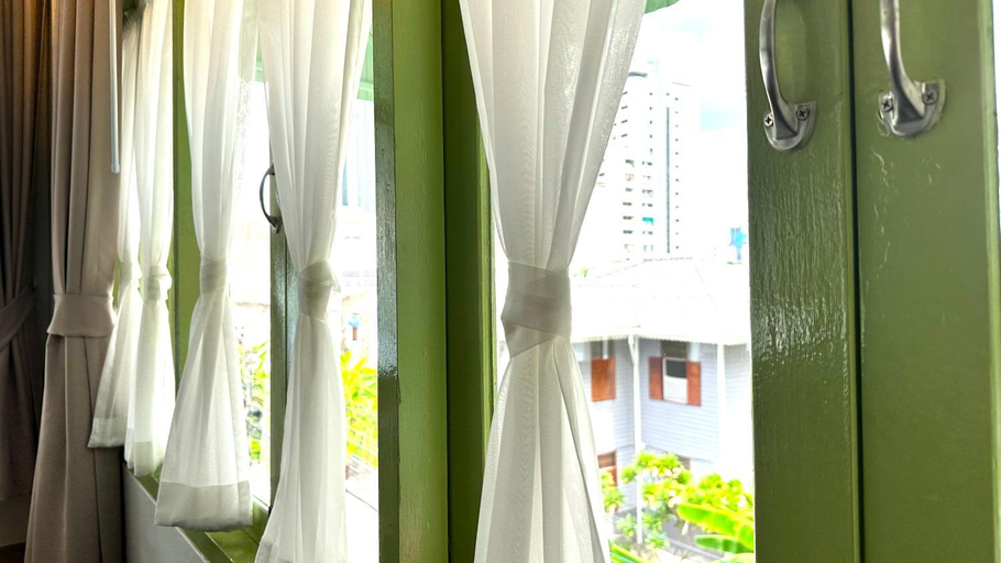 Others 4, The Tangerine Guesthouse, Sathorn