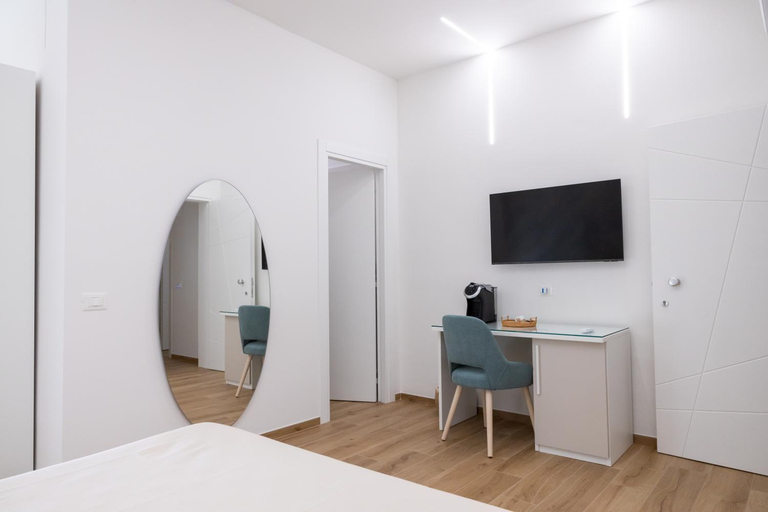 Others 2, Sunbay Luxury Rooms, Foggia