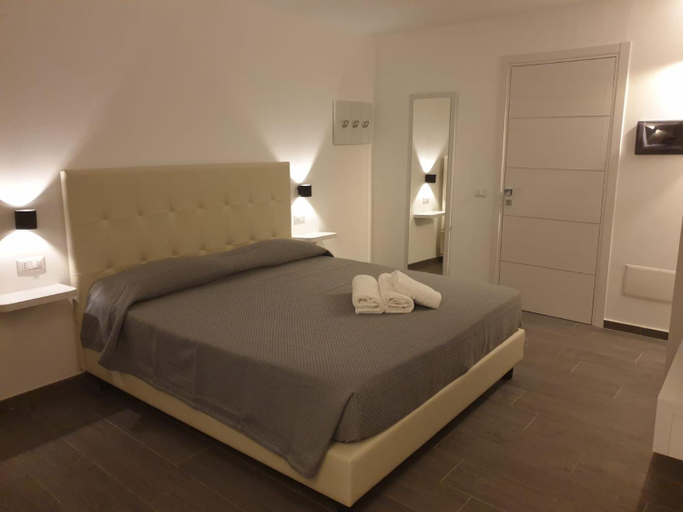 Others 3, CAVOUR ROOMS, Olbia-Tempio