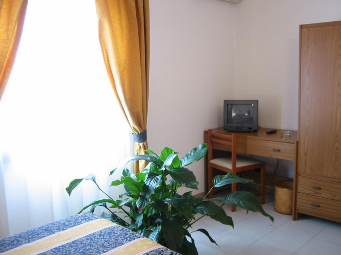 Bedroom 3, Hotel Su Giudeu, Cagliari