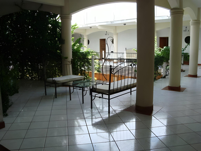 Public Area 2, Hotel Quinta Maya, Flores