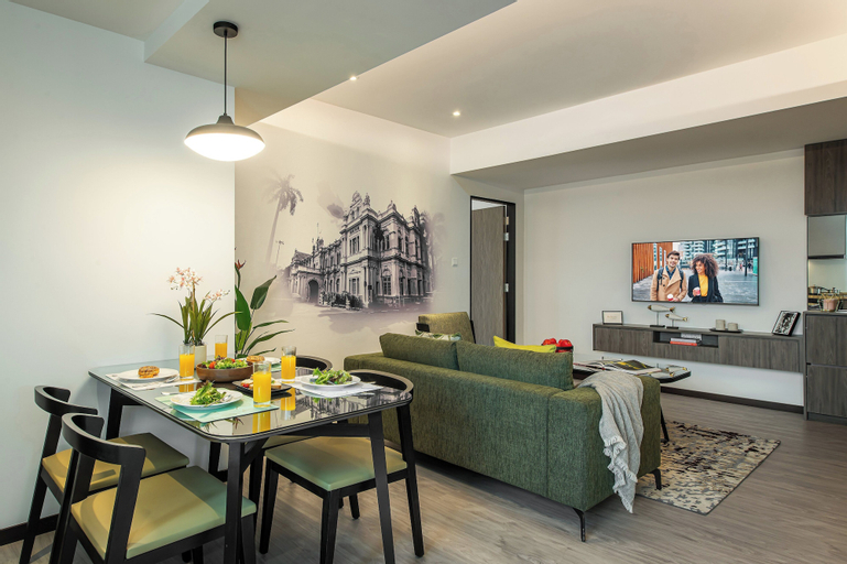 Dining Room 10
