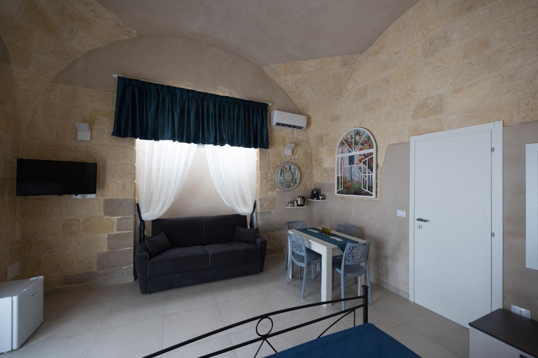 Others 4, B&B Talino, Barletta-Andria-Trani