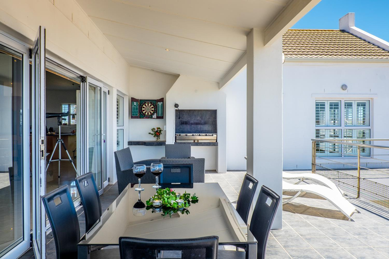 Facilities 5, Villa Royale, West Coast